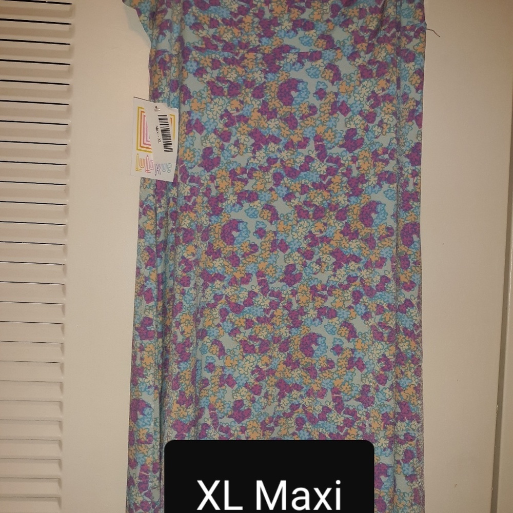 Maxi